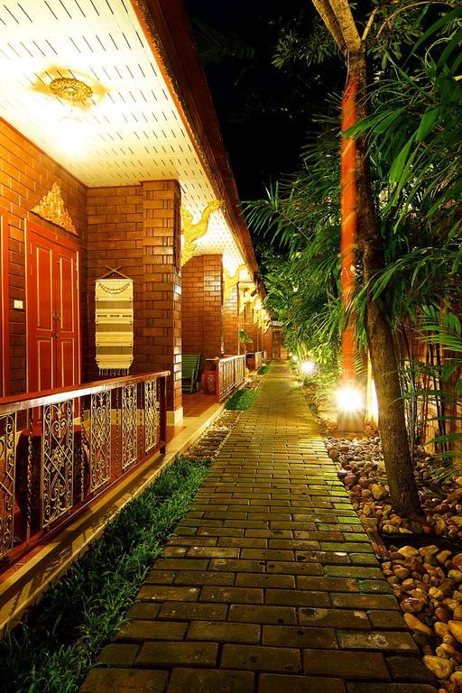 Irawadee Resort Mae Sot Exterior foto
