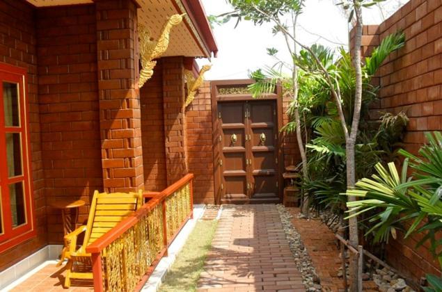 Irawadee Resort Mae Sot Exterior foto